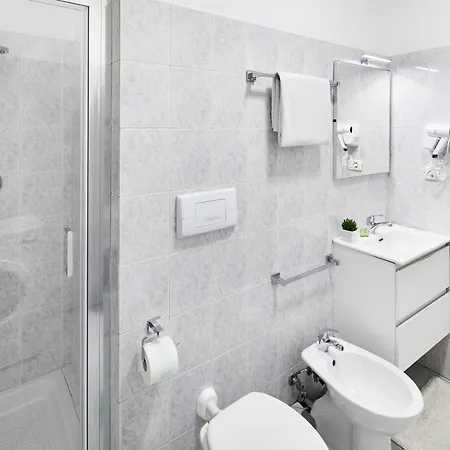 House Naviglio Quattro Apartment Milan Exterior photo